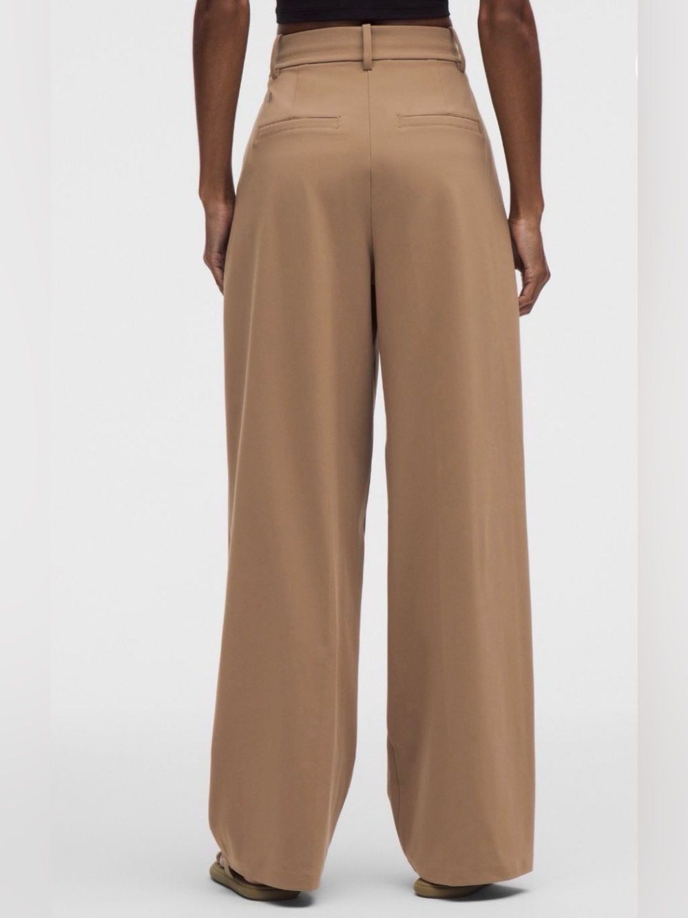 Lululemon Daydrift Wide Leg Trousers 
Sz: XS Length:29.5 in - Picture 2 of 15